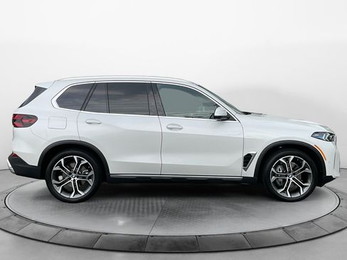 Used 2026 BMW X5 xDrive40i AWD/4WD image 8