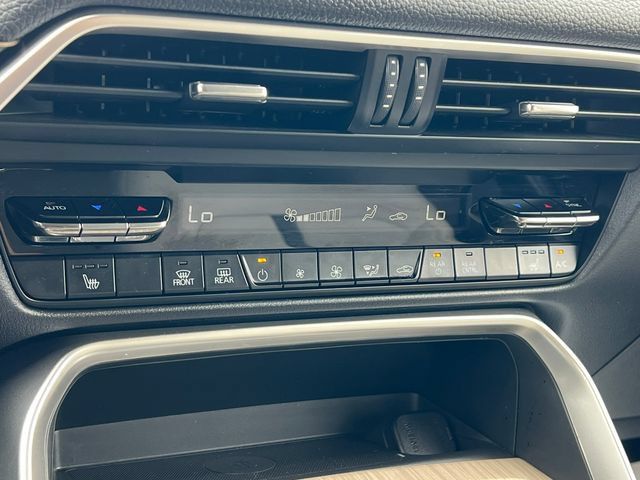 Used 2025 MAZDA CX-90 Plug-In Hybrid w/Premium Sport AWD/4WD image 25