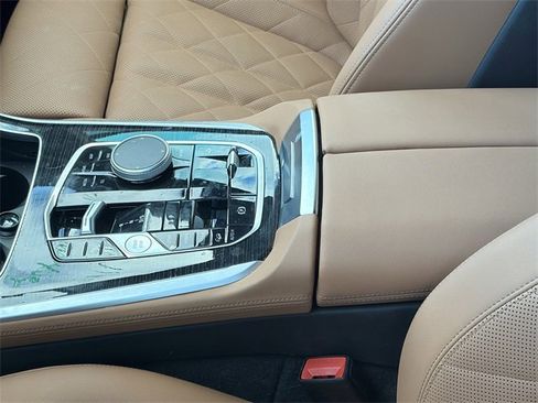 Certified 2025 BMW X5 xDrive50e w/ M Sport Package image 6