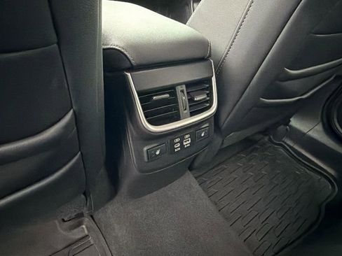 Used 2024 Subaru Outback Limited image 17