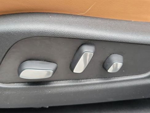 Certified 2023 Cadillac XT5 Premium Luxury image 43