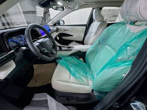 New 2026 Toyota Crown Limited image 12