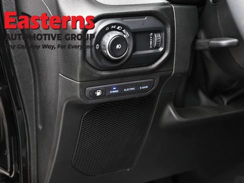 Used 2025 Jeep Wrangler Unlimited Sport S 4xe AWD/4WD image 22