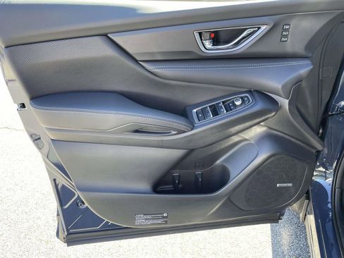 Certified 2025 Subaru Ascent Limited w/ Popular Package #1 image 16