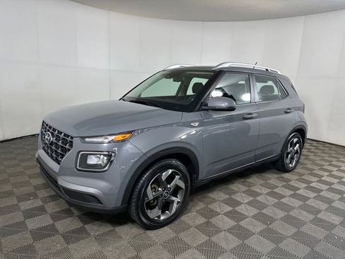 Certified 2023 Hyundai Venue SEL image 7