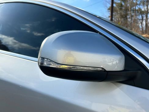 Used 2016 Volvo S60 T5 Premier w/ Convenience Package image 12