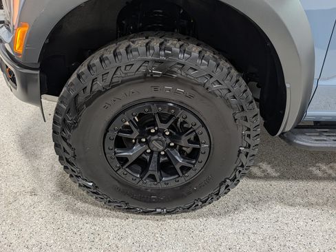 Used 2023 Ford F150 Raptor w/ Raptor 37 Performance Package AWD/4WD image 12