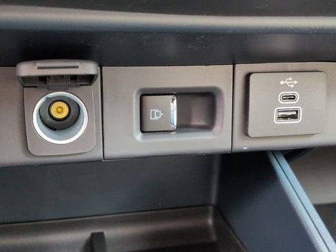 New 2026 Ford Maverick Lariat image 24