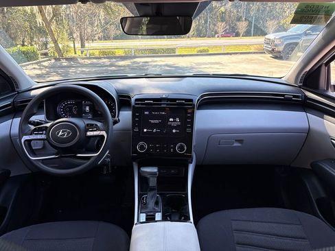 Used 2022 Hyundai Tucson SE w/ Cargo Package image 7