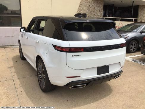 Used 2025 Land Rover Range Rover Sport Dynamic SE AWD/4WD image 5