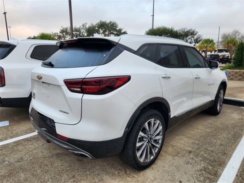 Used 2023 Chevrolet Blazer Premier w/ Enhanced Convenience Package image 5