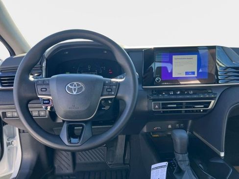 New 2026 Toyota Camry LE image 13