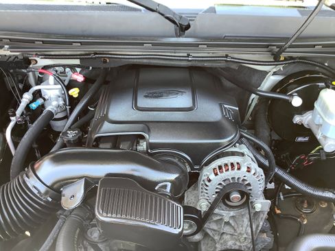 Used 2008 GMC Sierra 1500 SLE w/ Power Pack Plus AWD/4WD image 9