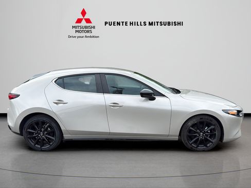Used 2024 MAZDA MAZDA3 s FWD image 4