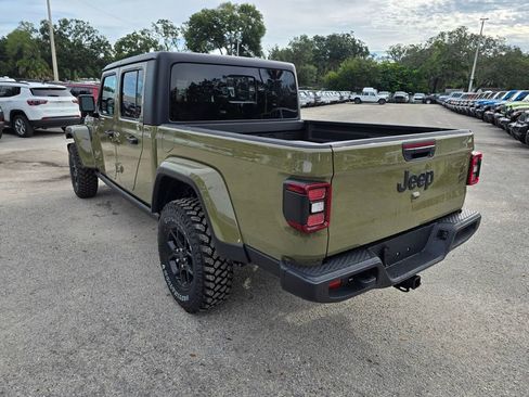 New 2025 Jeep Gladiator Willys image 4