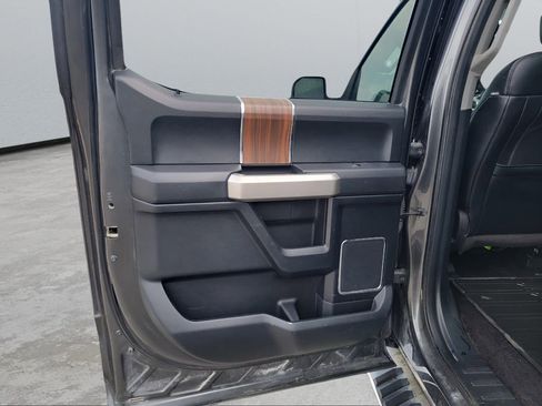 Used 2016 Ford F150 Lariat w/ Equipment Group 501A Mid image 28