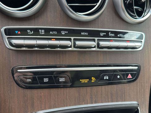 Certified 2022 Mercedes-Benz GLC 300 4MATIC image 25