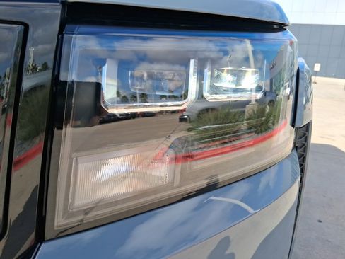 New 2026 Nissan Frontier SV image 31