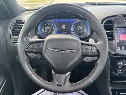 Used 2023 Chrysler 300 S image 11