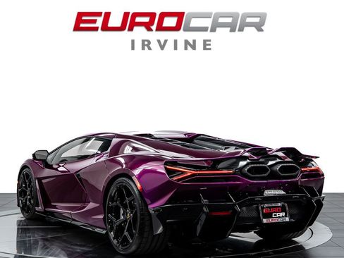 Used 2025 Lamborghini Revuelto AWD/4WD image 3