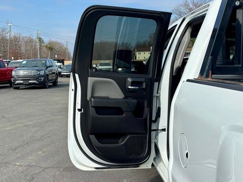 Used 2019 Chevrolet Silverado 2500 W/T w/ WT Convenience Package image 16