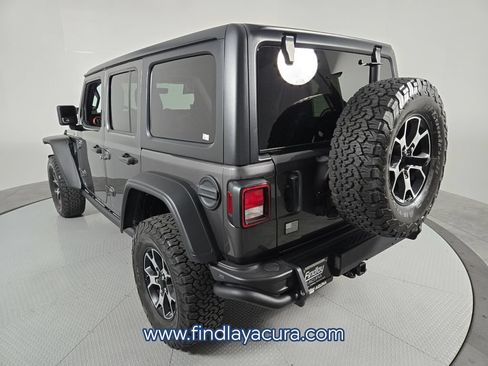 Used 2022 Jeep Wrangler Unlimited Rubicon AWD/4WD image 4