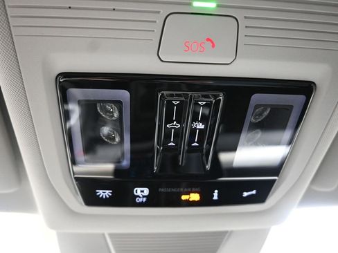 New 2026 Volkswagen Tiguan SE image 35