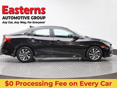 Used 2017 Honda Civic EX image 4