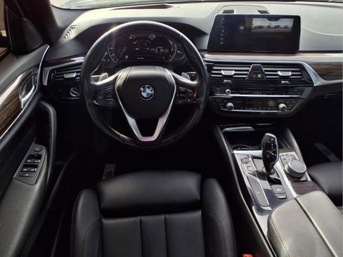 Used 2018 BMW 530i image 15