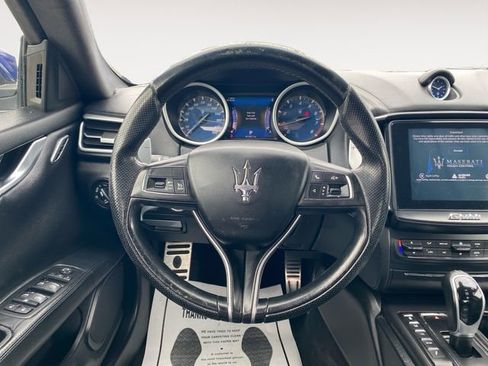 Used 2017 Maserati Ghibli S RWD image 12