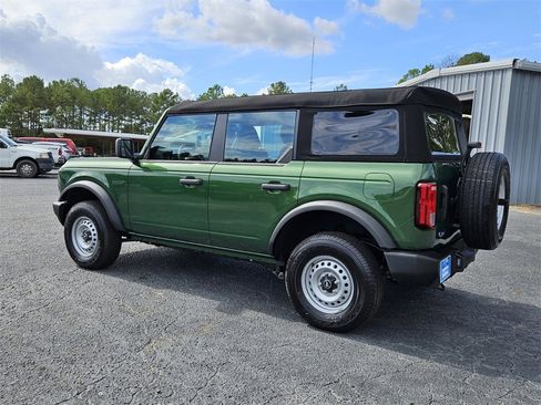 New 2025 Ford Bronco 4-Door image 10
