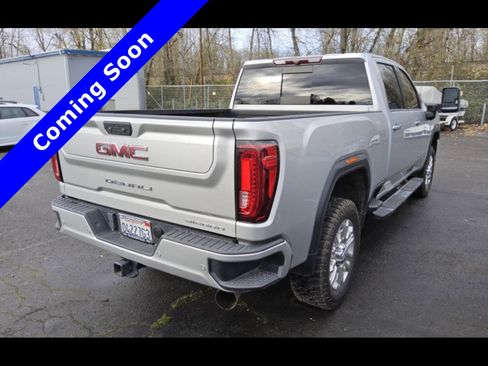 Used 2021 GMC Sierra 2500 Denali image 4