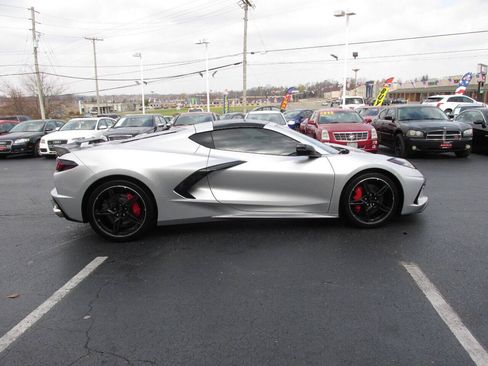 Used 2020 Chevrolet Corvette Stingray Coupe w/ Z51 Performance Package RWD image 7