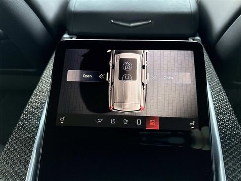 Used 2025 Cadillac Escalade ESV V image 20