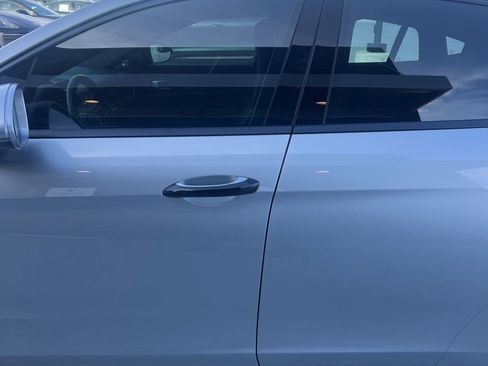 Certified 2023 Porsche Panamera image 13