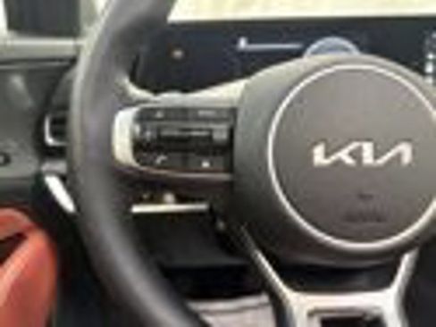 Certified 2025 Kia Sportage SX Prestige AWD/4WD image 17