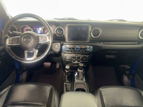 Used 2020 Jeep Gladiator Overland w/ Popular Equipment Package image 15