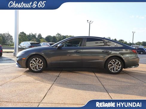 Certified 2023 Hyundai Sonata SEL FWD image 3