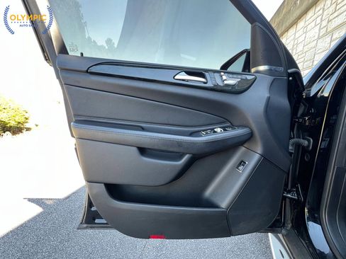 Used 2017 Mercedes-Benz GLE 350 w/ Premium 1 Package image 47