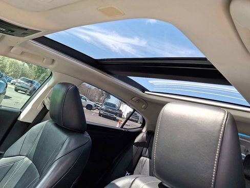 Used 2019 Lexus ES 350 w/ Accessory Package 2 image 15