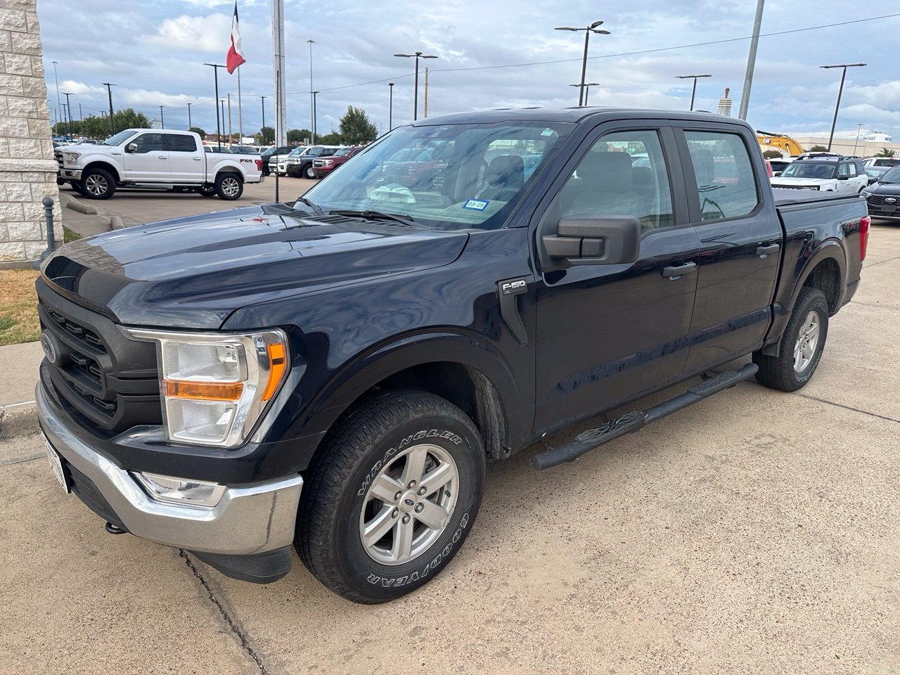 Used 2021 Ford F150 XL w/ Trailer Tow Package AWD/4WD image 1
