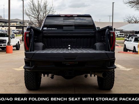 Used 2026 GMC Sierra 2500 AT4X image 9