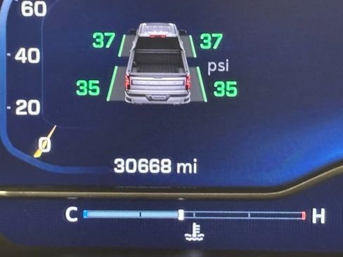 Used 2024 Chevrolet Silverado 1500 LT Trail Boss w/ Convenience Package II image 27