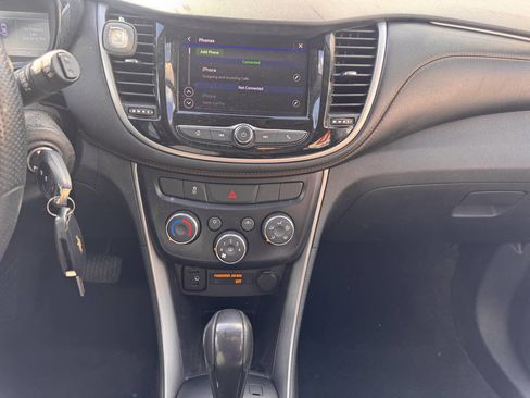 Used 2020 Chevrolet Trax LS w/ Tint and Cruise Package image 22