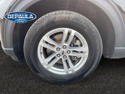 Used 2024 Ford Explorer XLT AWD/4WD image 18