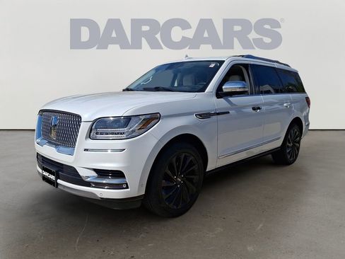Used 2021 Lincoln Navigator Black Label w/ Cargo Convenience Package AWD/4WD image 3