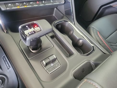 Used 2026 GMC Sierra 1500 AT4 w/ Technology Package AWD/4WD image 24
