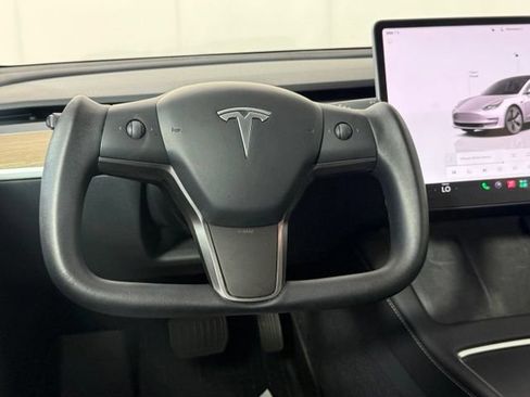 Used 2023 Tesla Model 3 Standard Range RWD image 23