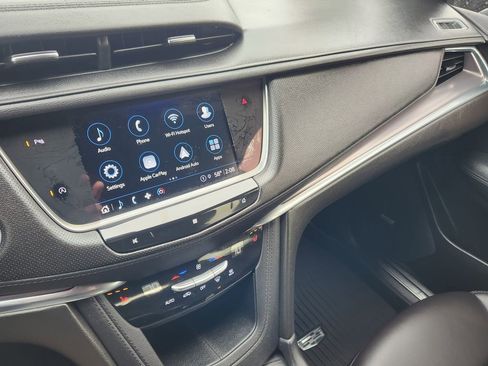 Certified 2021 Cadillac XT5 Luxury w/ LPO, Floor Liner Package image 21