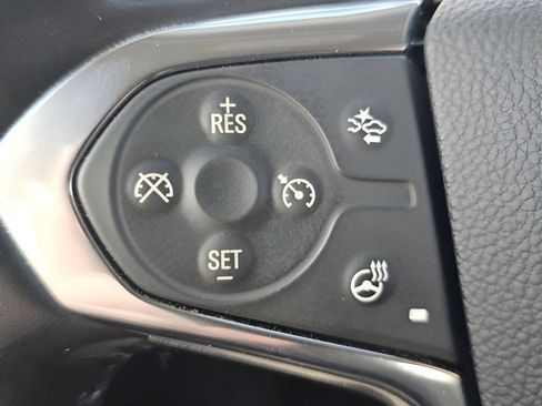 Used 2020 Chevrolet Traverse RS image 13